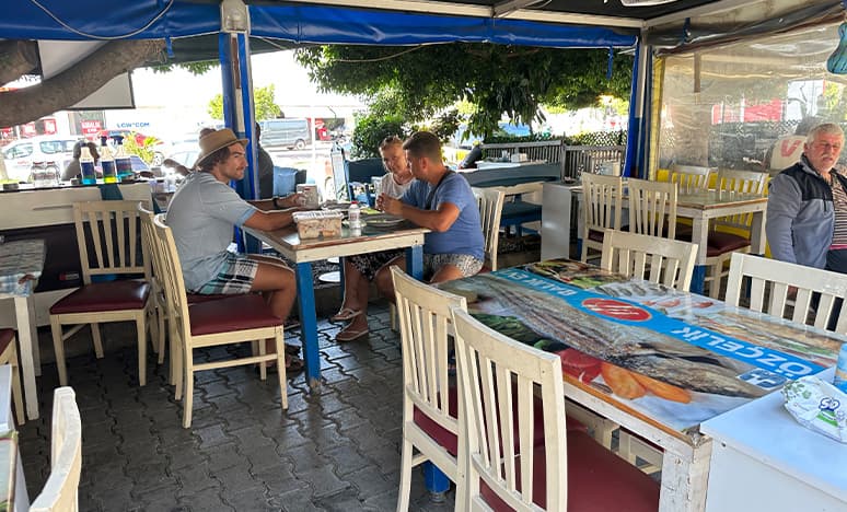 Gazipaşa’da Taze Balığın Adresi: Özçelik Balıkçılık
