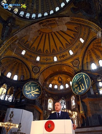 Sinan Aygün; Ayasofya İçin Erdoğan’ın Eli Öpülür